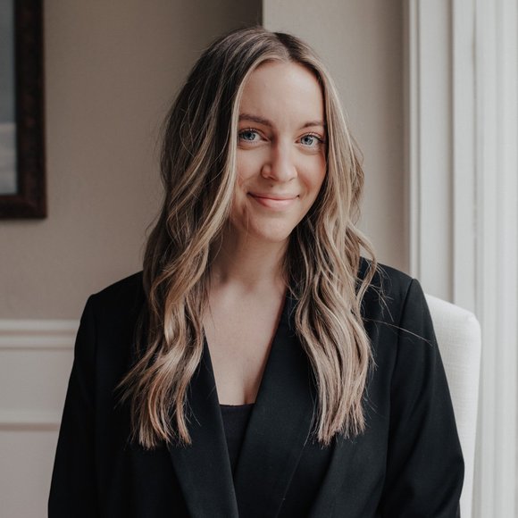 Meet your Posher, Allison - Picture 1 of 1